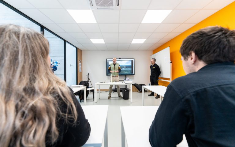 SiG Coop y Ventum Academy lanzan el primer ‘escape room’ del mundo en un aerogenerador